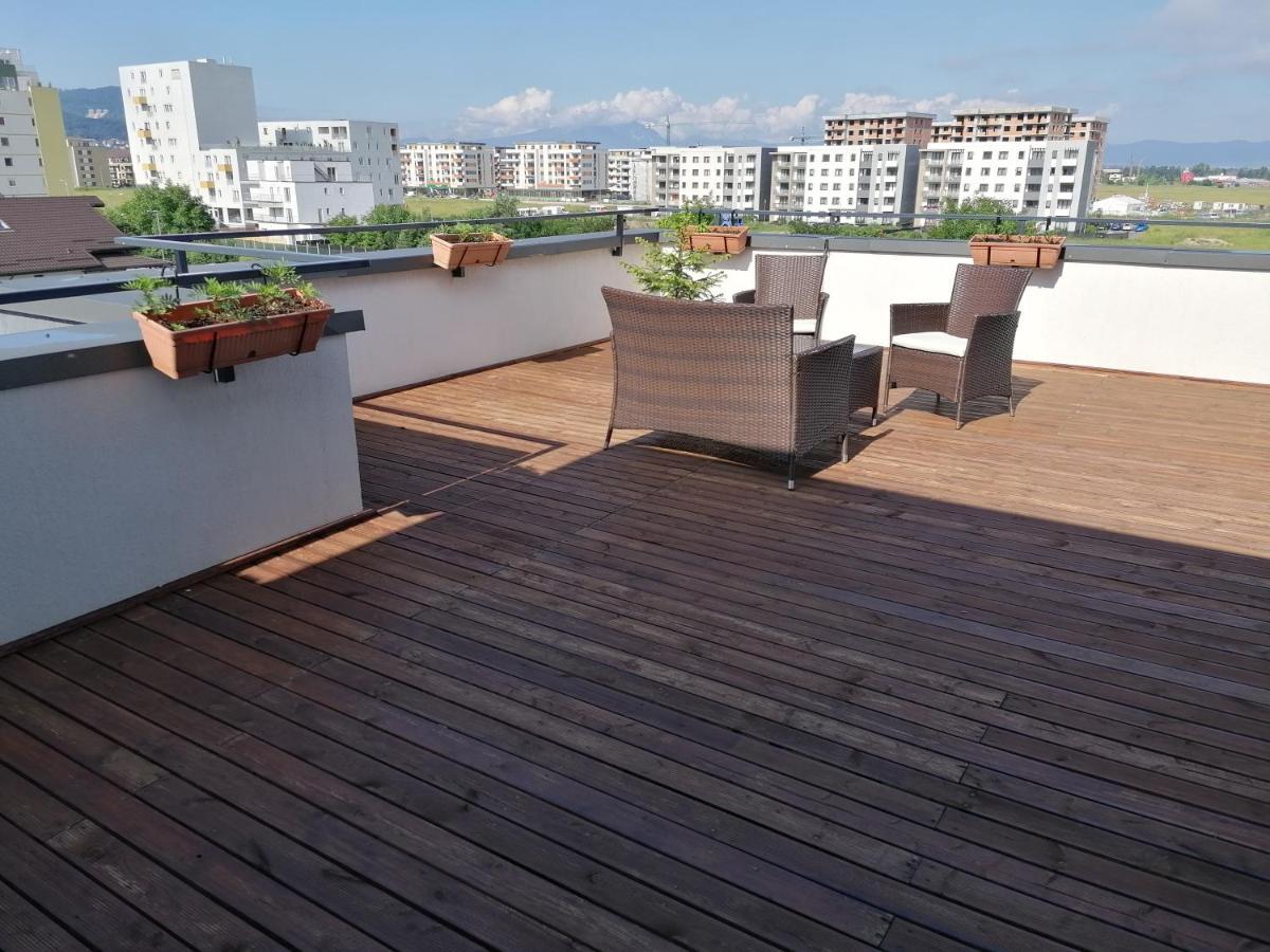 Ama Apartament Cu Terasa 50 Mp & Parcare ブラショフ エクステリア 写真