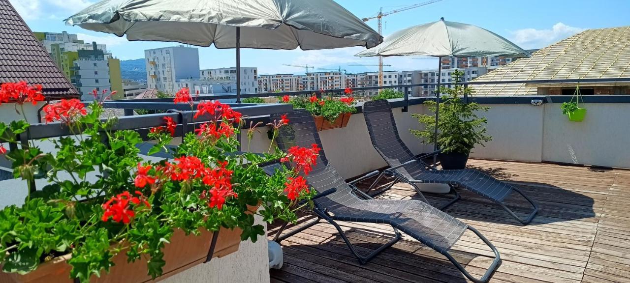 Ama Apartament Cu Terasa 50 Mp & Parcare ブラショフ エクステリア 写真